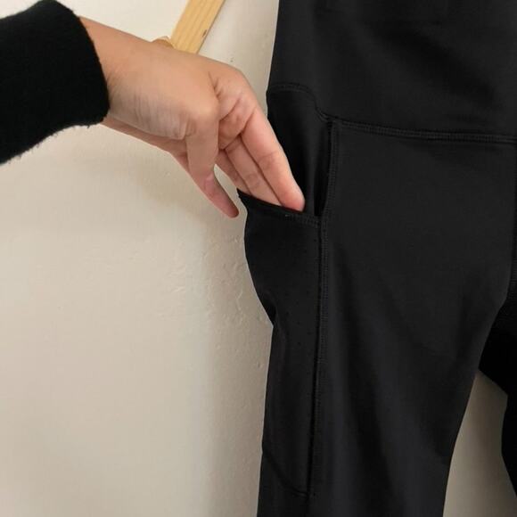 Lululemon Leggings Women's 4 Mind Over Miles Cropped Black Zip Pocket High Rise - Picture 5 of 6